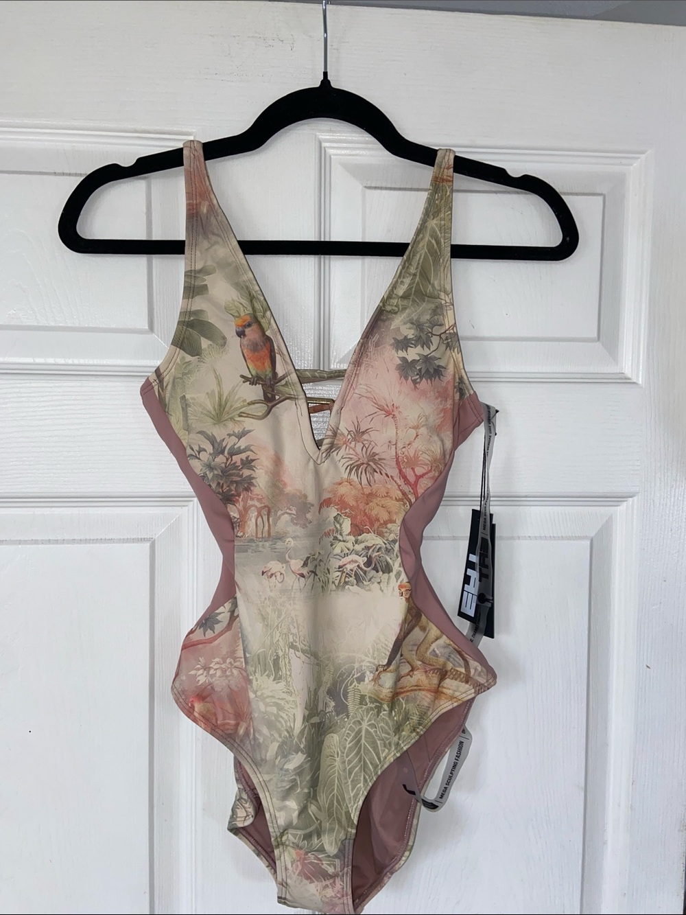 NWT Ta3 Contour Cheeky One-Piece Swimsuit in Contour Monkey Rose Size XS